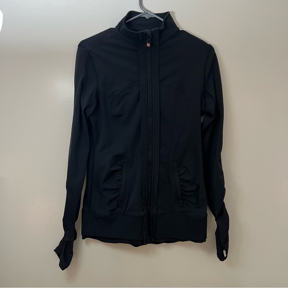 LULULEMON define jacket